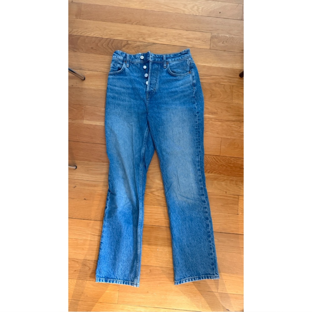 Reformation Cynthia High Rise Straight-Leg Jeans in Medium Blue Wash